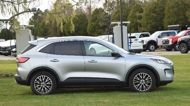 2022 Ford Escape Plug-In Hybrid SE