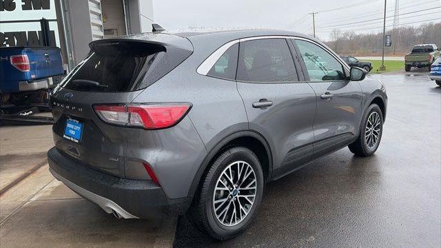 2022 Ford Escape Plug-In Hybrid SE