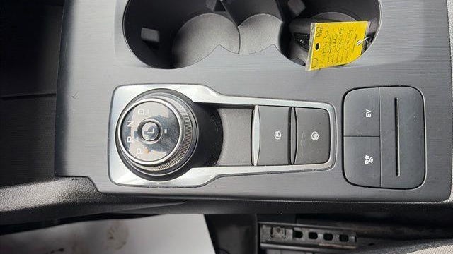 2022 Ford Escape Plug-In Hybrid SE