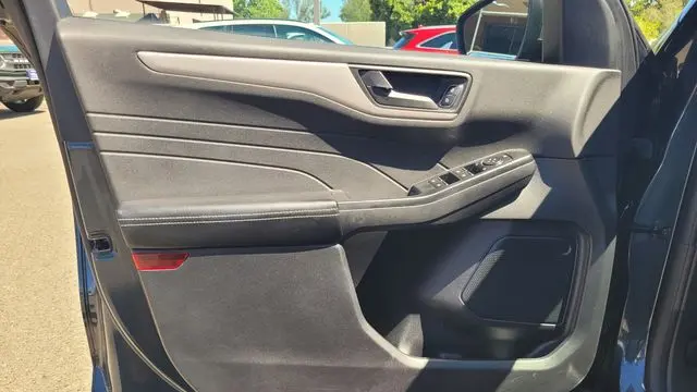 2022 Ford Escape Plug-In Hybrid SE