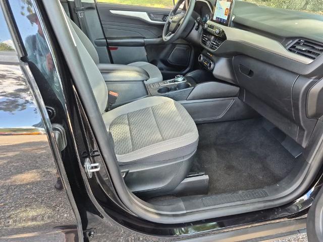 2022 Ford Escape - $18,745