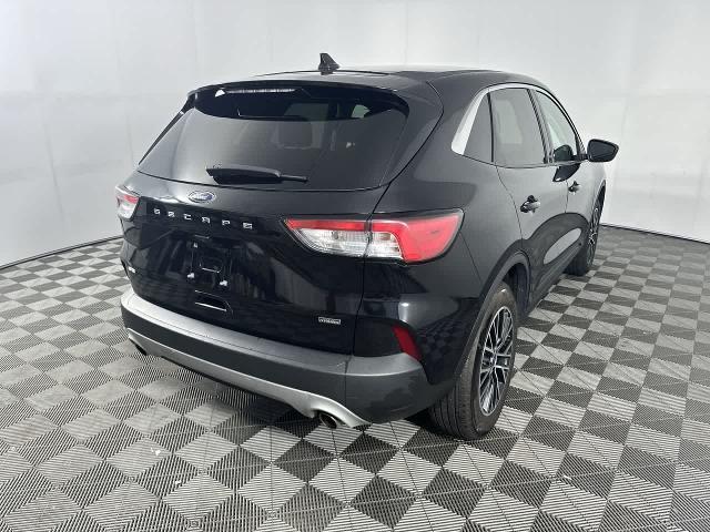 2022 Ford Escape - $23,980