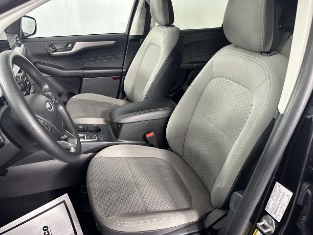 2022 Ford Escape - $23,980