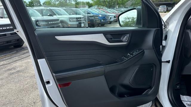 2022 Ford Escape S