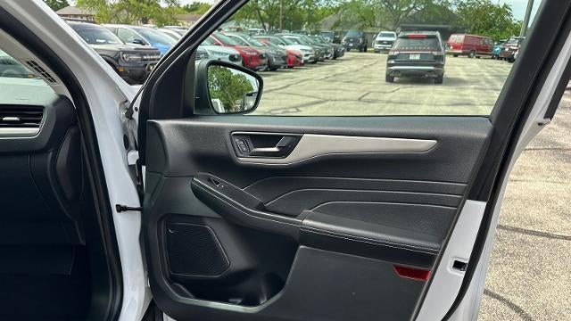 2022 Ford Escape S