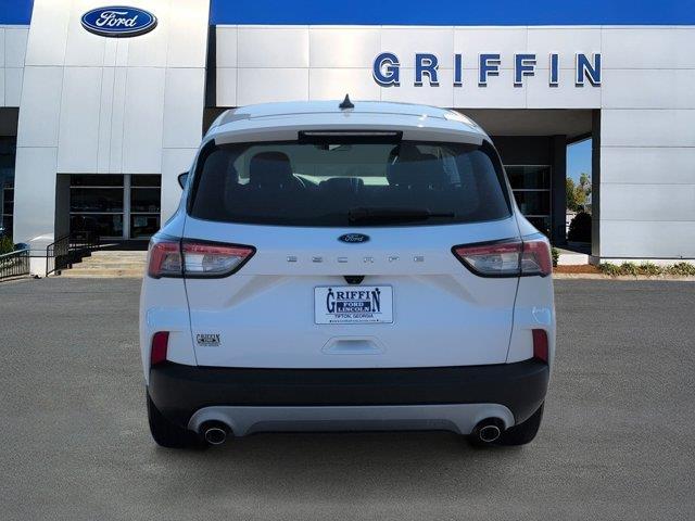 2022 Ford Escape - $12,999