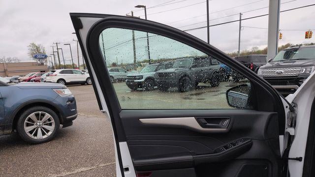 2022 Ford Escape S