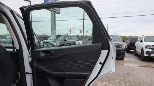 2022 Ford Escape S
