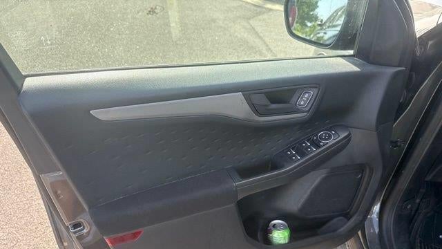 2020 Ford Escape S