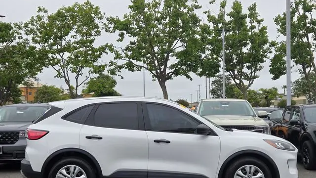 2022 Ford Escape S