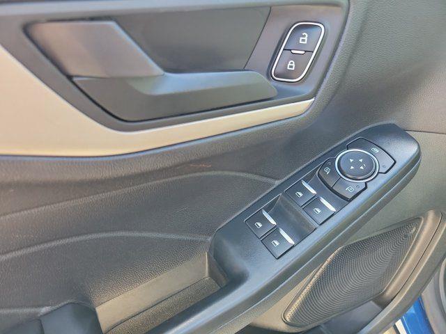 2022 Ford Escape - $17,789