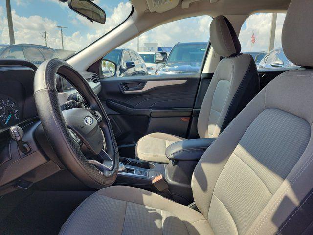 2022 Ford Escape - $17,789