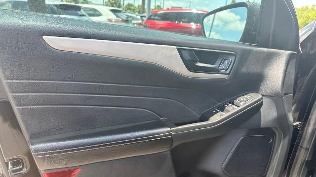 2022 Ford Escape S