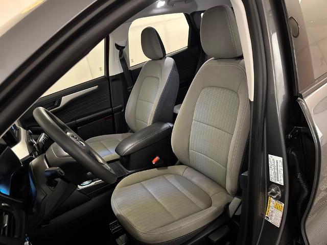 2022 Ford Escape - $18,250