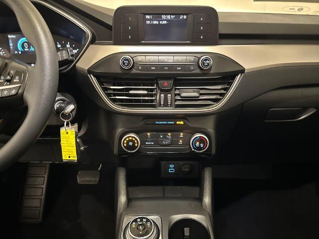 2022 Ford Escape - $18,250