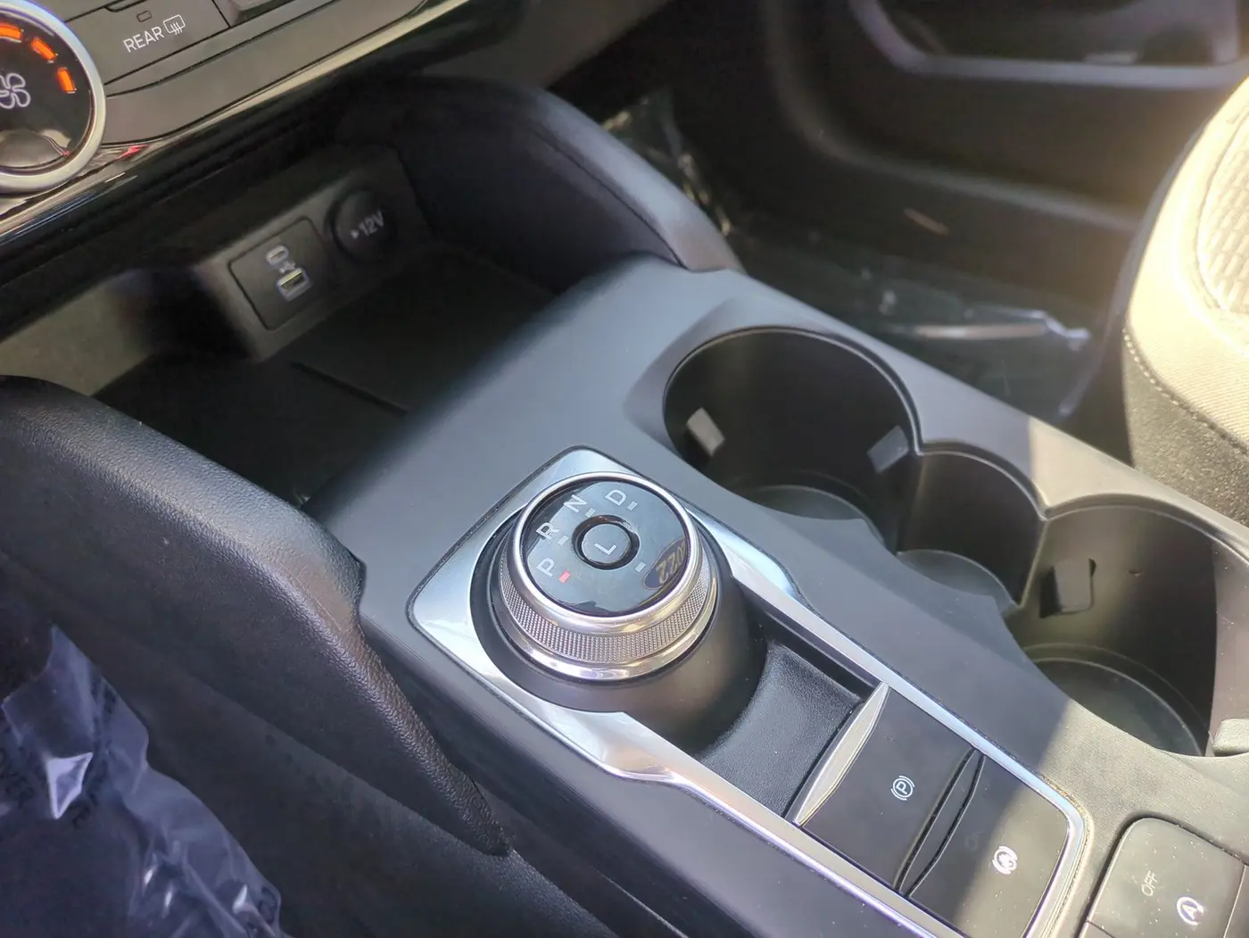 2022 Ford Escape - $19,900