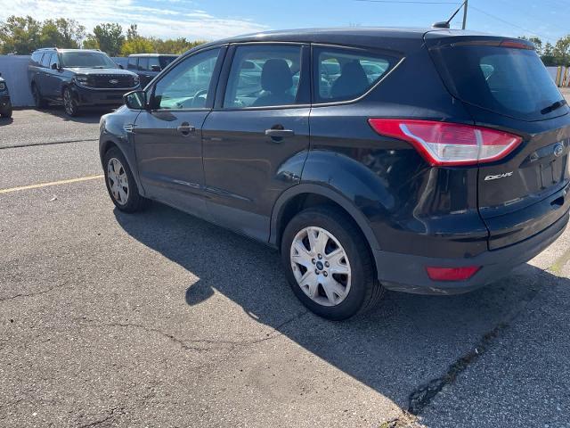 2016 Ford Escape - $2,180