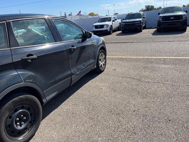 2016 Ford Escape - $2,180
