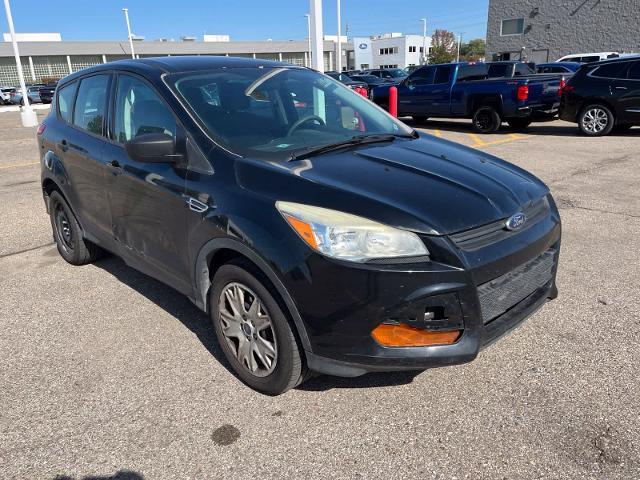 2016 Ford Escape - $2,180