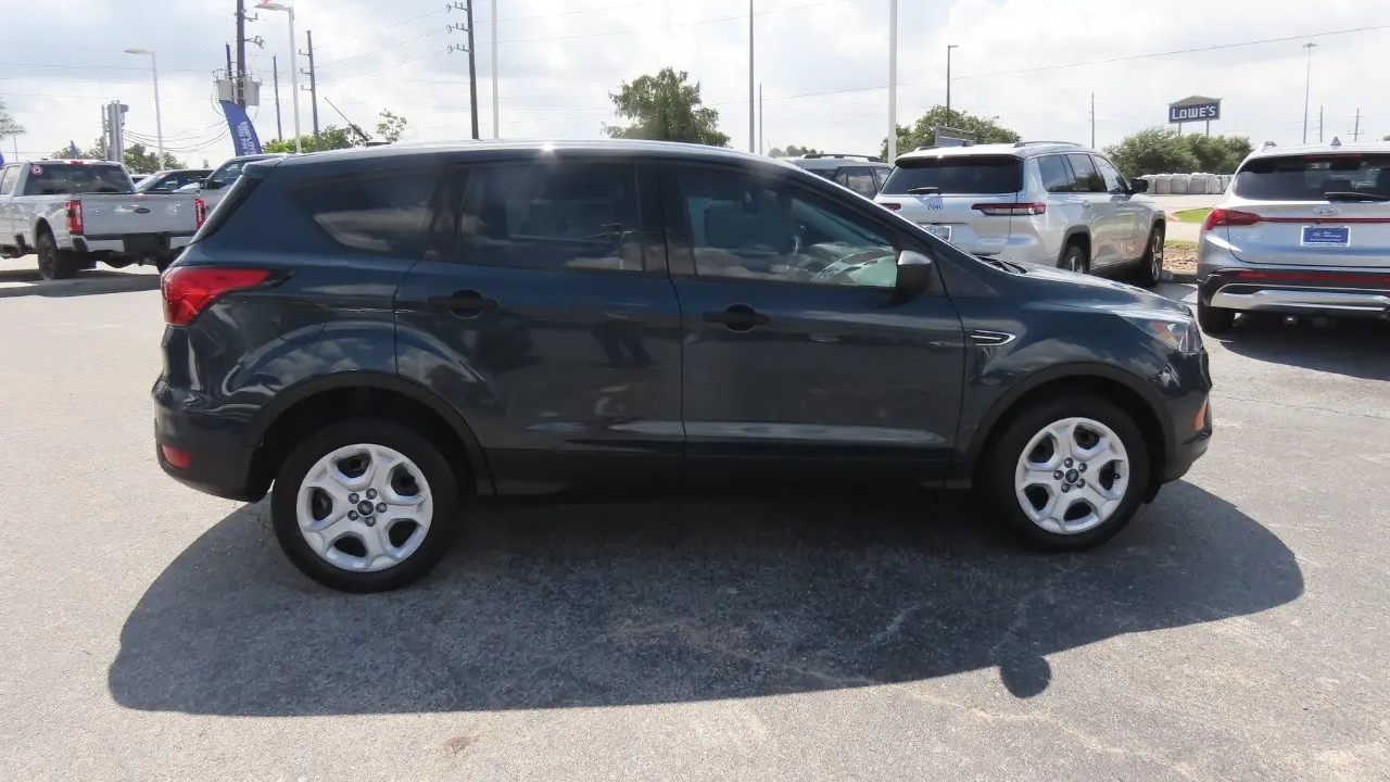 2019 Ford Escape S