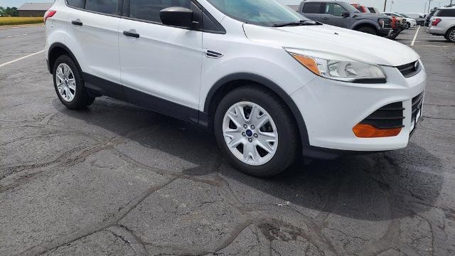 2016 Ford Escape S