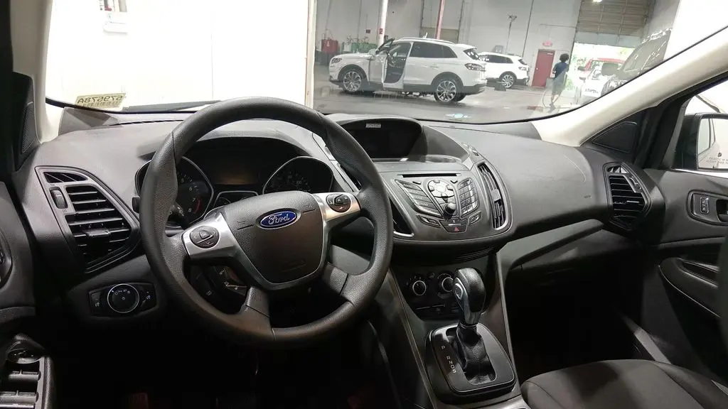 2016 Ford Escape S