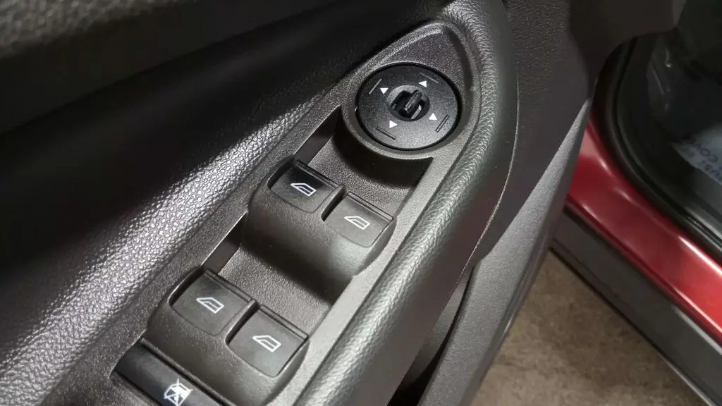 2016 Ford Escape S