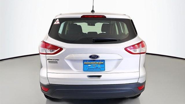 2016 Ford Escape S