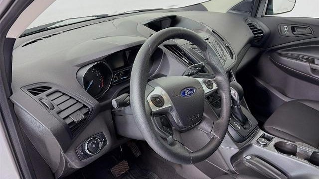 2016 Ford Escape S