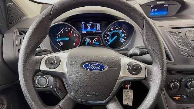 2016 Ford Escape S