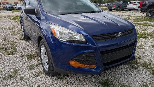 2016 Ford Escape S