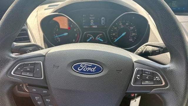 2019 Ford Escape S