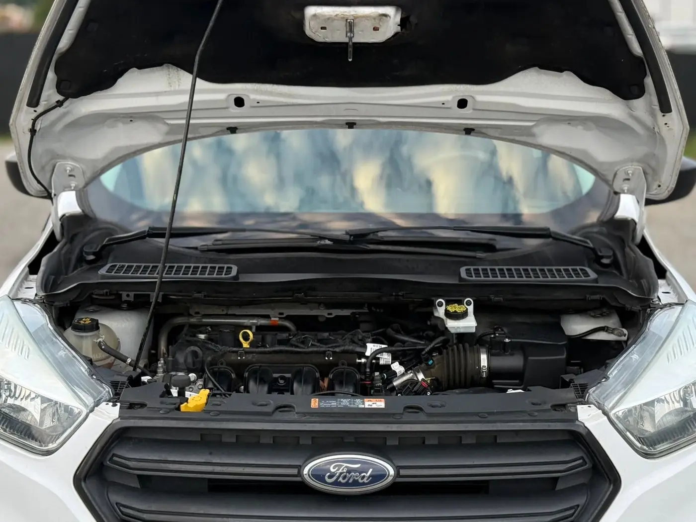 2017 Ford Escape - $8,950