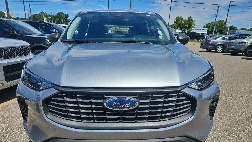 2023 Ford Escape Base
