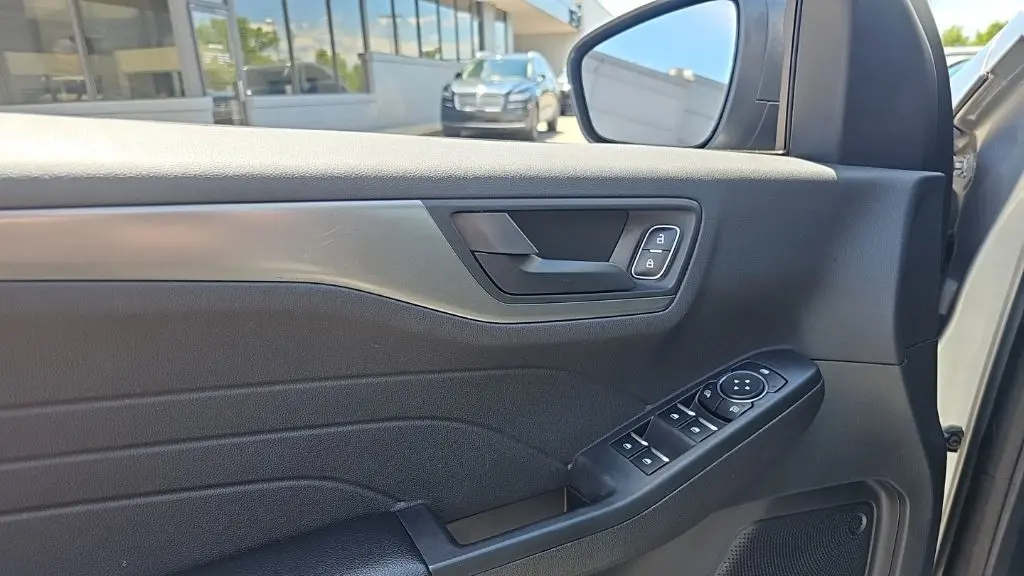 2023 Ford Escape Base