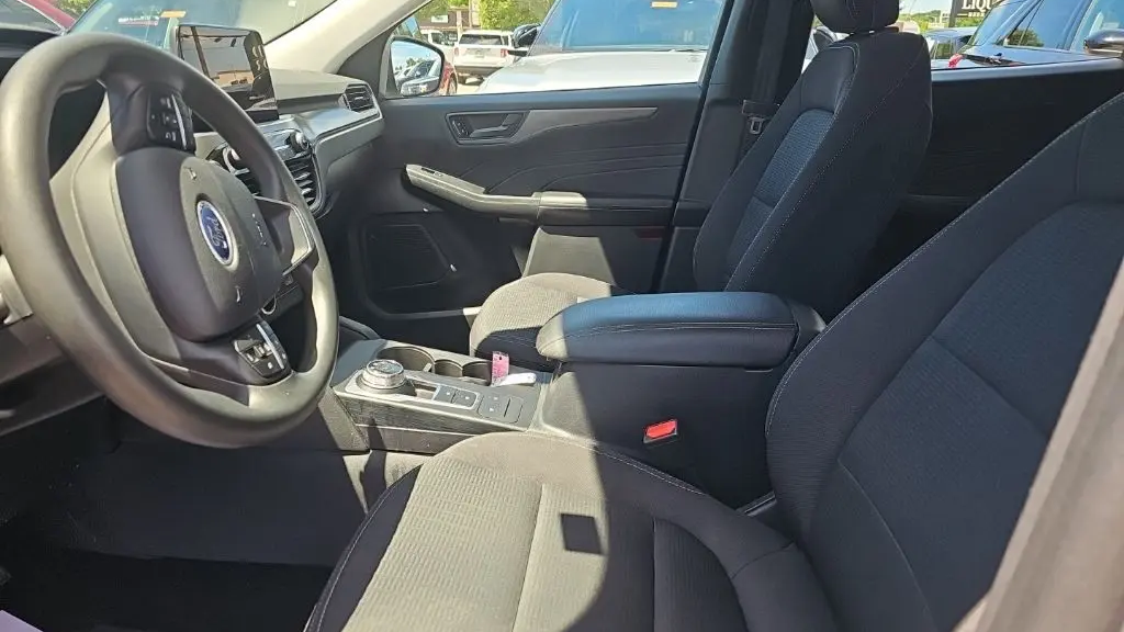 2023 Ford Escape Base