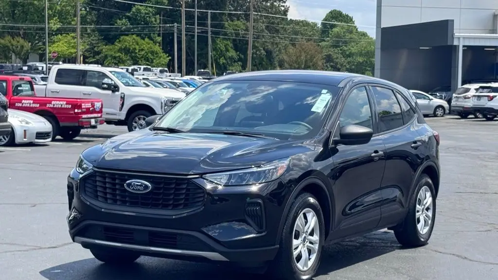 2024 Ford Escape Base