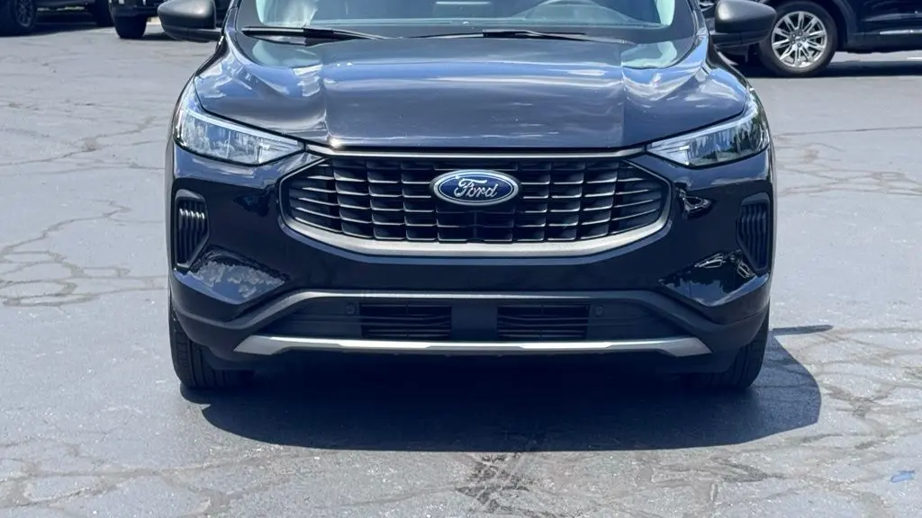 2024 Ford Escape Base