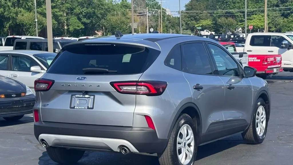 2024 Ford Escape Base