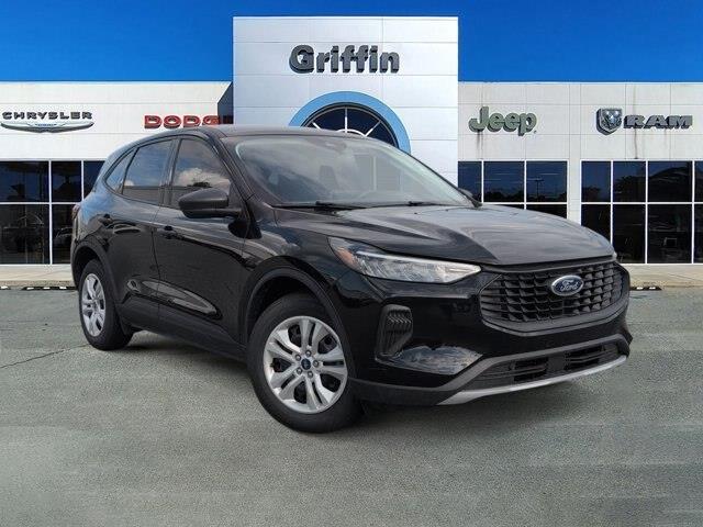 2024 Ford Escape - $17,995