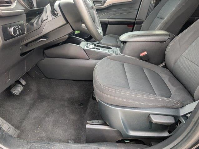 2024 Ford Escape - $17,995