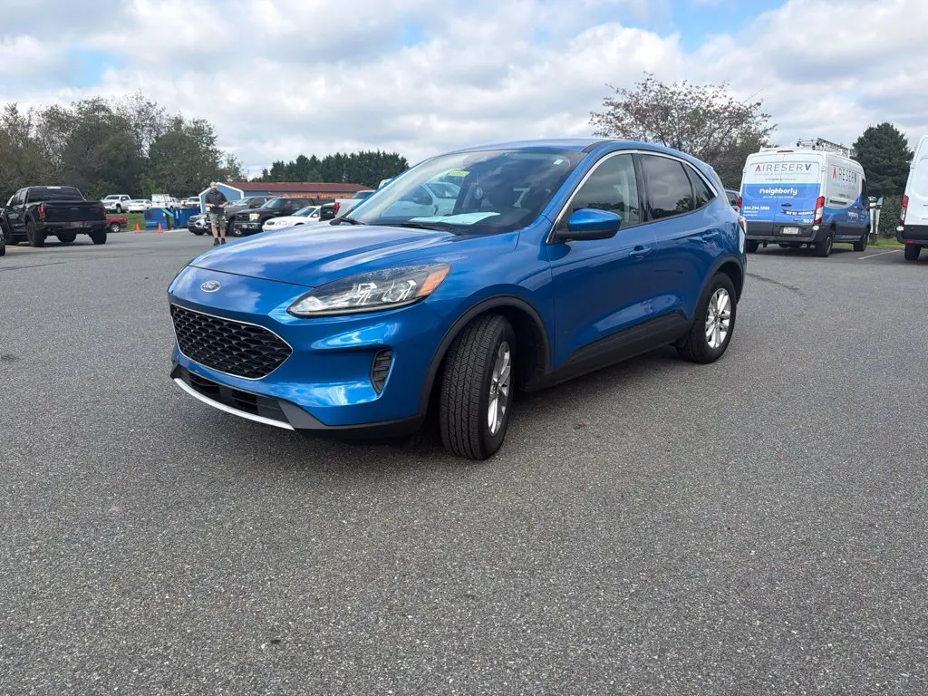 2020 Ford Escape - $16,200