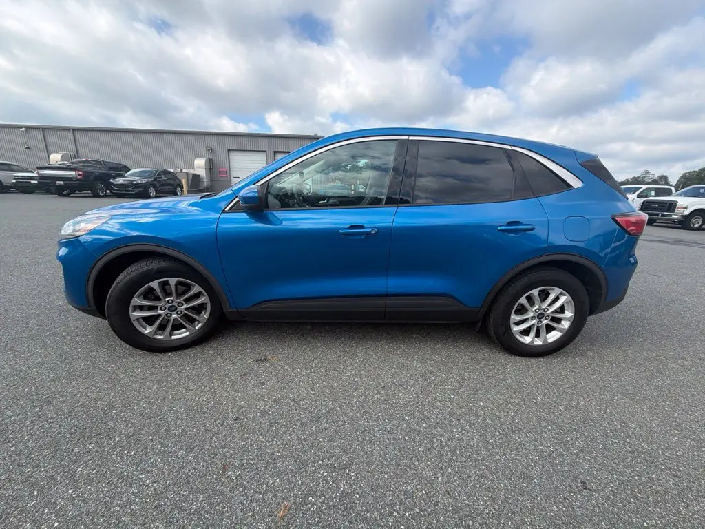2020 Ford Escape - $16,200