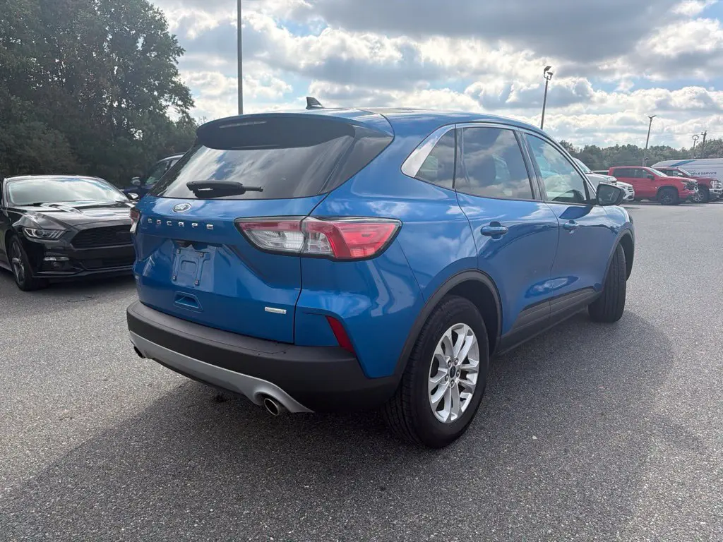 2020 Ford Escape - $16,200