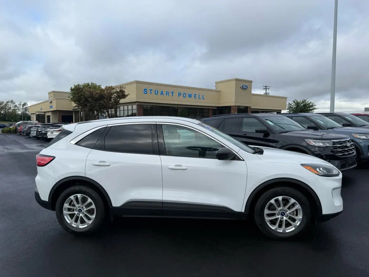 2022 Ford Escape - $17,922