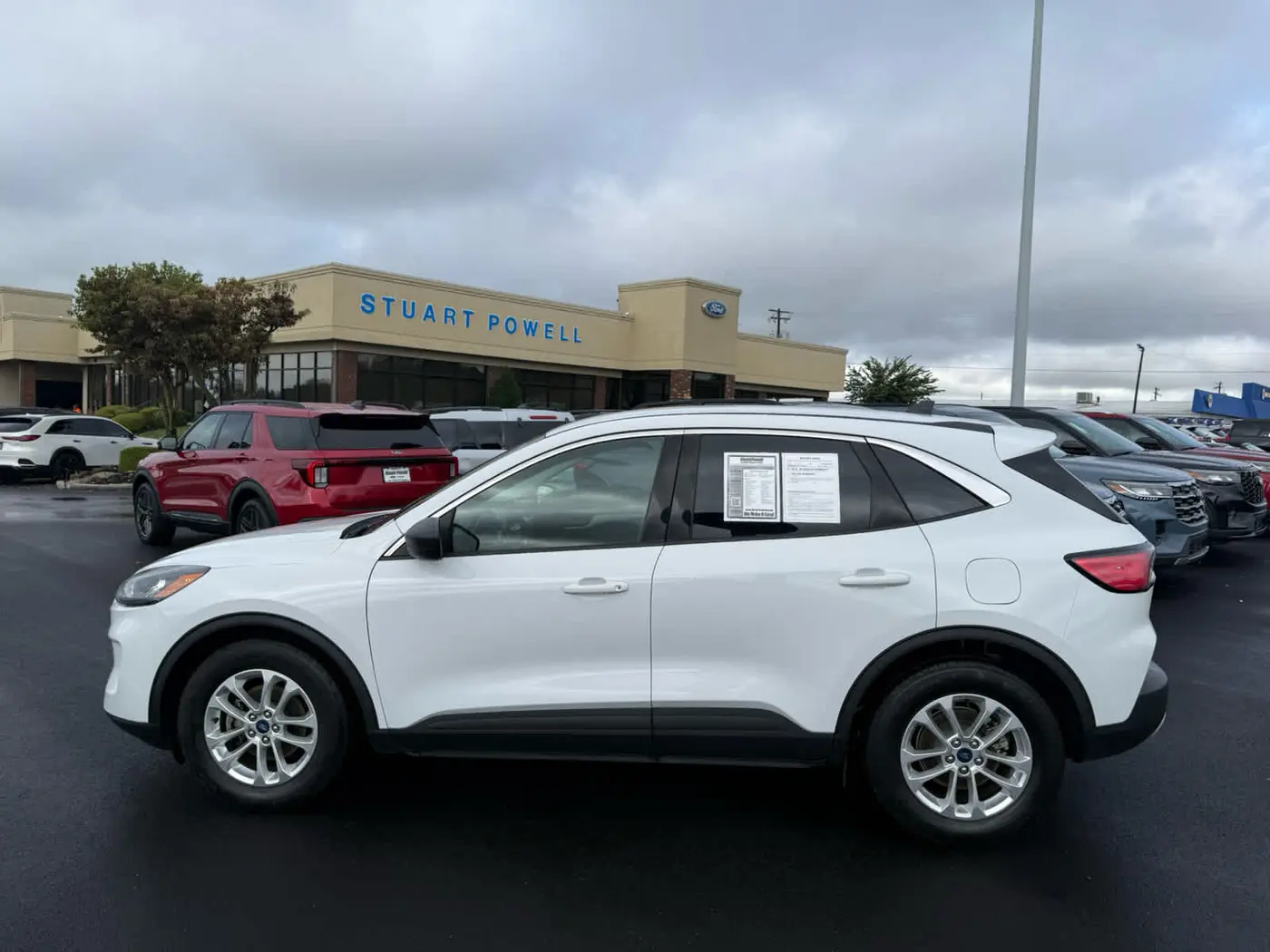 2022 Ford Escape - $17,922