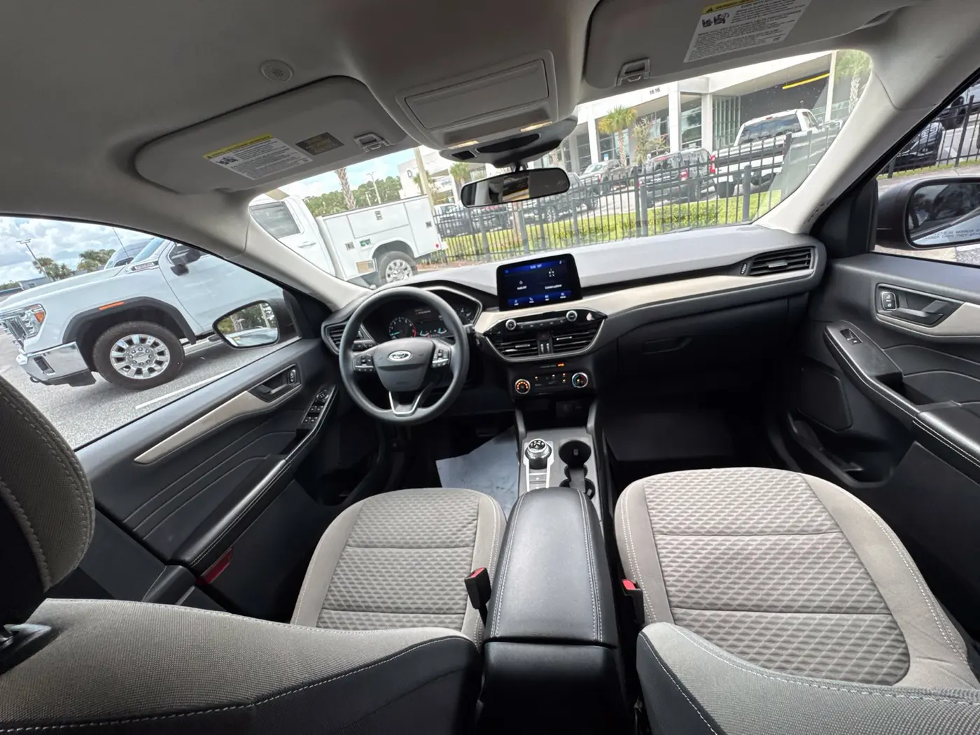 2022 Ford Escape - $13,500
