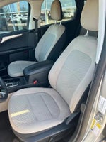 2022 Escape Thumbnail 13