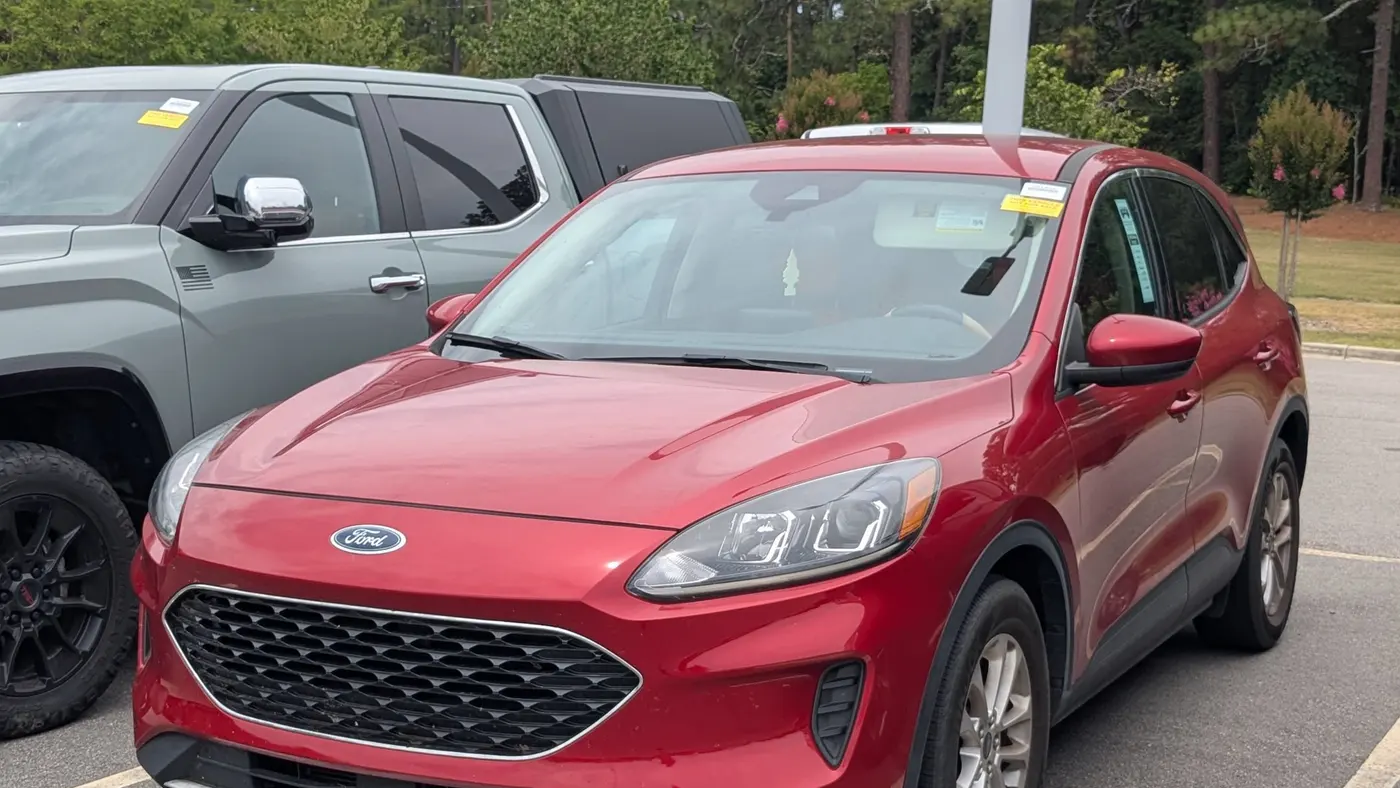 2020 Ford Escape SE