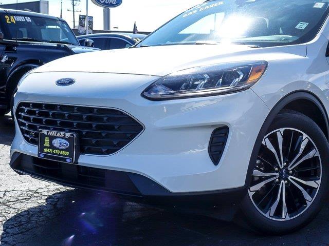2022 Ford Escape - $21,880
